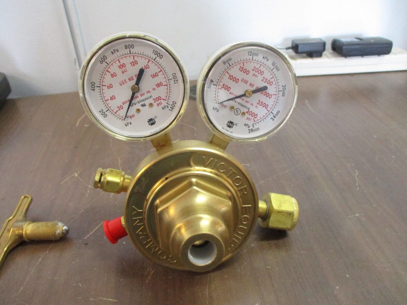 Victor Oxygen Pressure Regulator SR450D-540 0781-0527 New Surplus