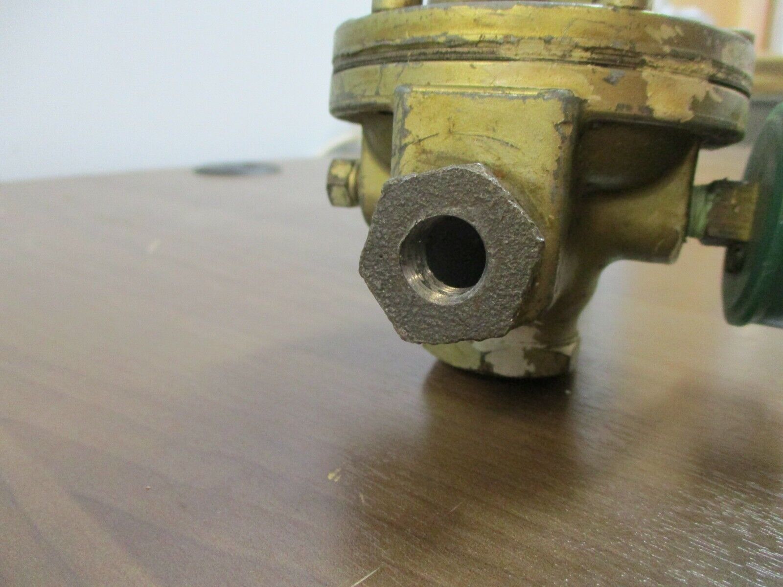 Norgren Regulator 2AX4 *Missing Gauge Cover & Indicator* Used