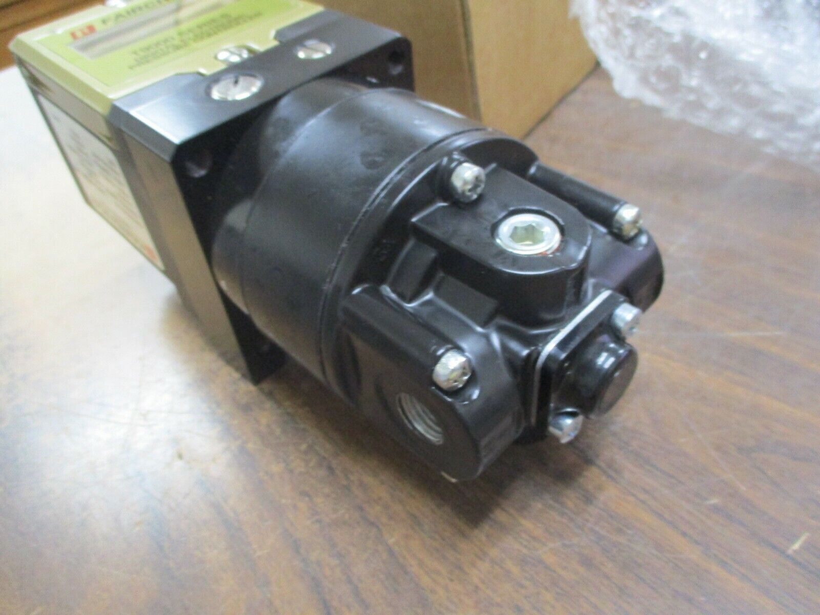 Fairchild T9000 Series Digital Electronic Pressure Controller, T9020-40502N4JFE