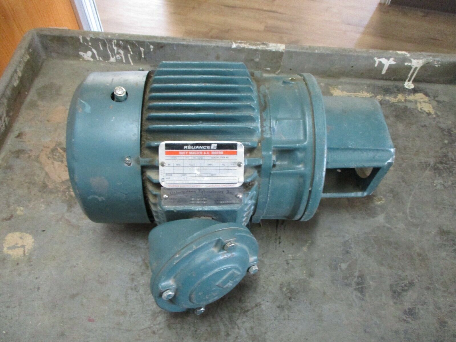 Reliance AC Motor Y246812A6 DW 3HP 1800RPM 200V 10.5A 60Hz 3Ph Used