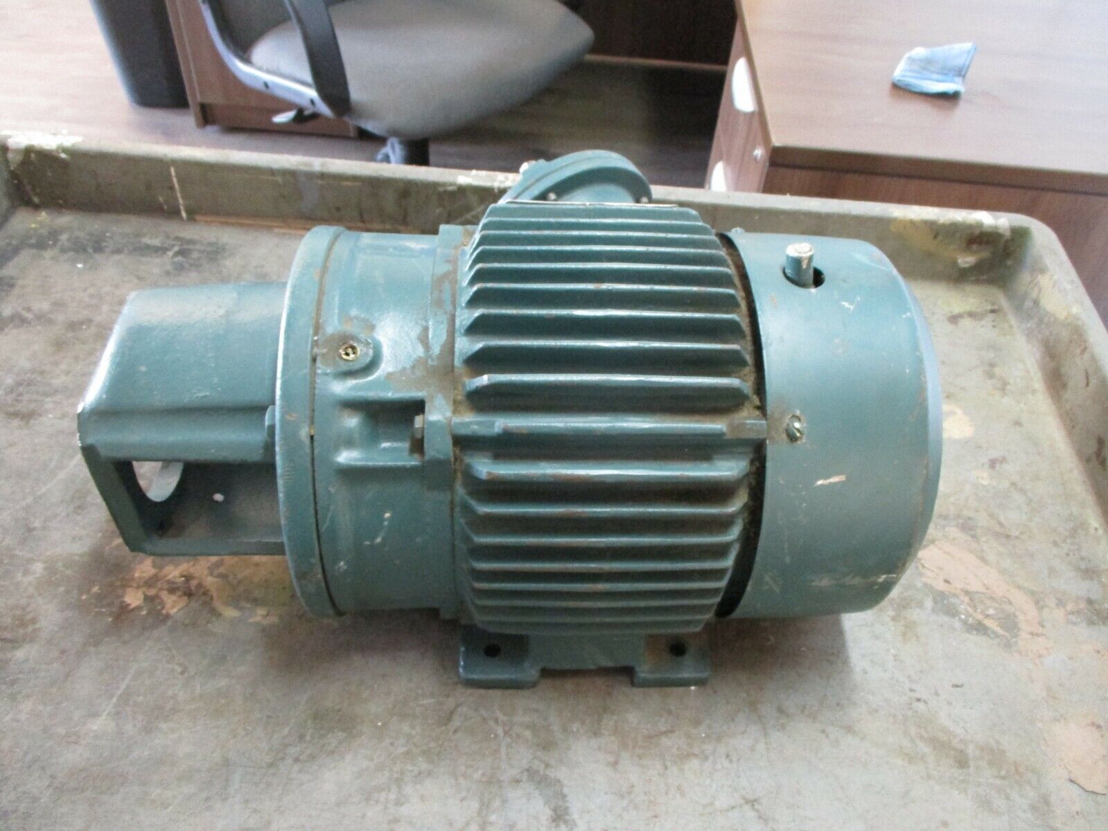 Reliance AC Motor Y246812A6 DW 3HP 1800RPM 200V 10.5A 60Hz 3Ph Used