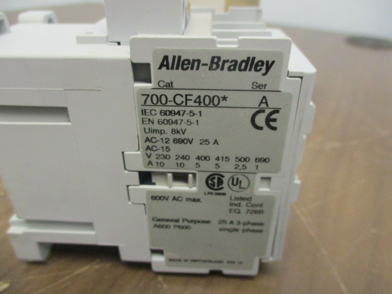 Allen-Bradley Contactor 700-CF400D Ser. A 120V Coil *Chipped Corner* New Surplus