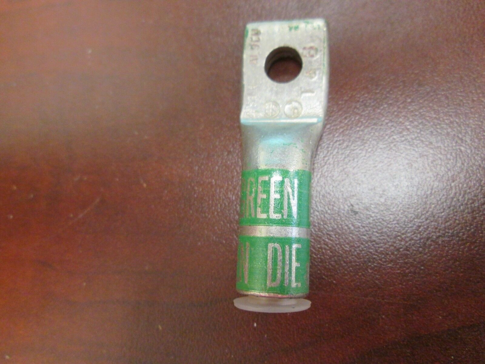 T&B Crimp Lug 60112 #4 STR Wire 1/4" Bolt hole Lot of 10 New Surplus