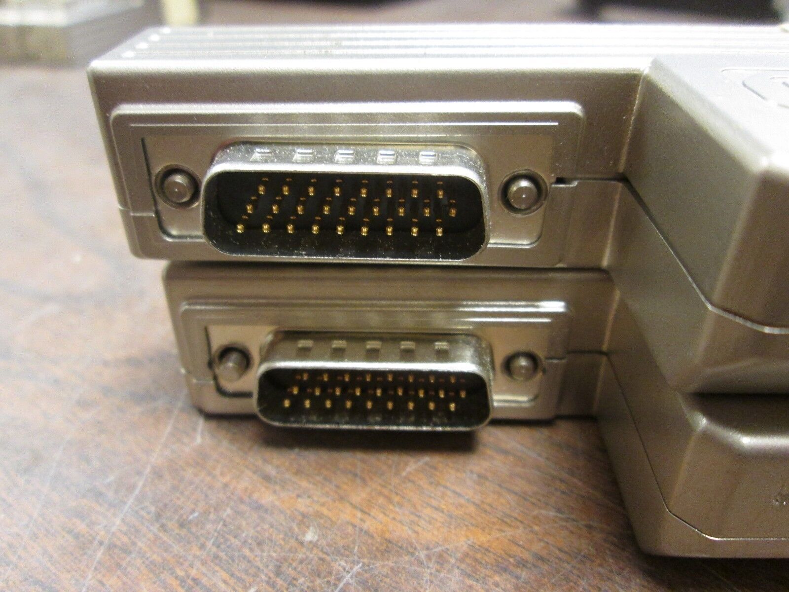 Allen-Bradley Motor Feedback Connector 2090-K6CK *Lot of 2* Used