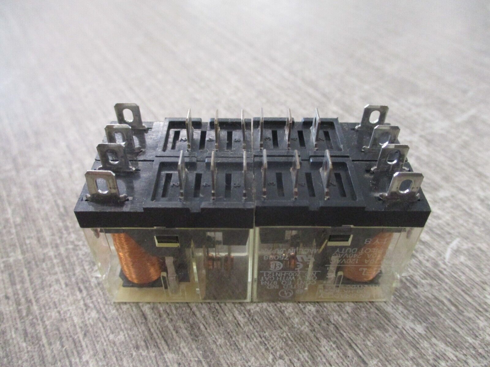 Allen-Bradley Relay 700-HK36Z24 24VDC *Lot of 4* Used