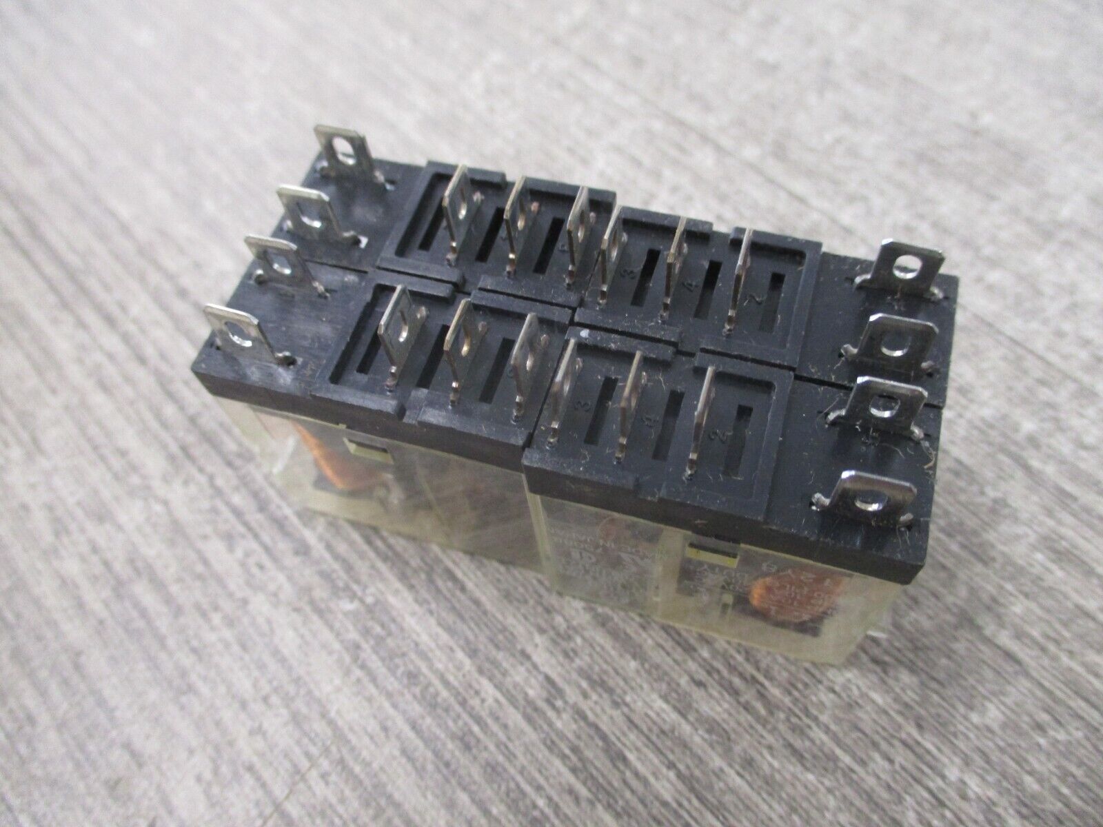 Allen-Bradley Relay 700-HK36Z24 24VDC *Lot of 4* Used