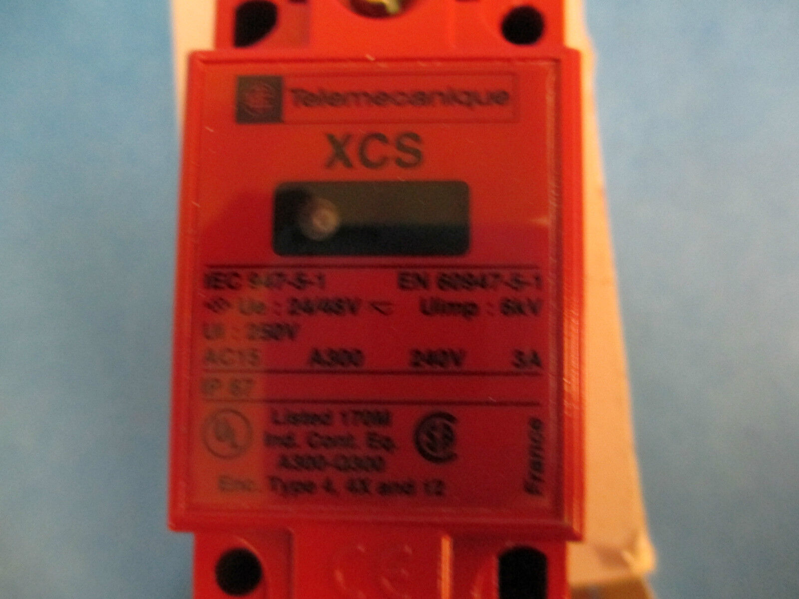 Telemecanique XCS-A713 Safety Limit Switch New Surplus