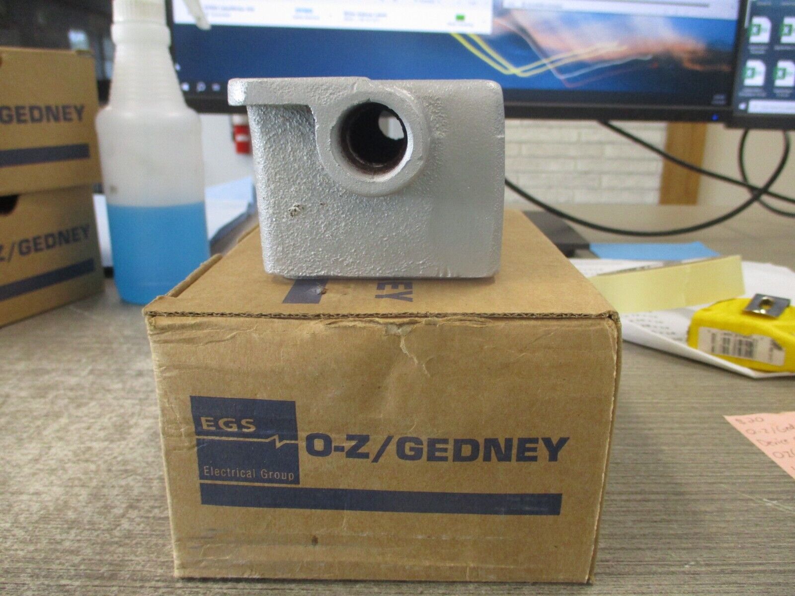 O-Z/Gedney Device Box OZG FSC150 1/2" Cast Iron Gray New Surplus