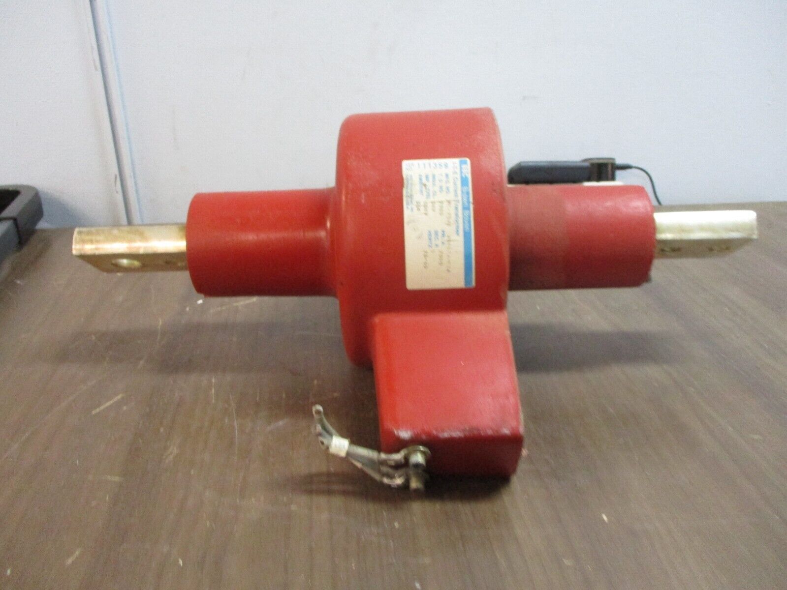 BBC ITE Current Transformer MC-25A1 401571-K14 Ratio 2000:5A 25-60Hz Used