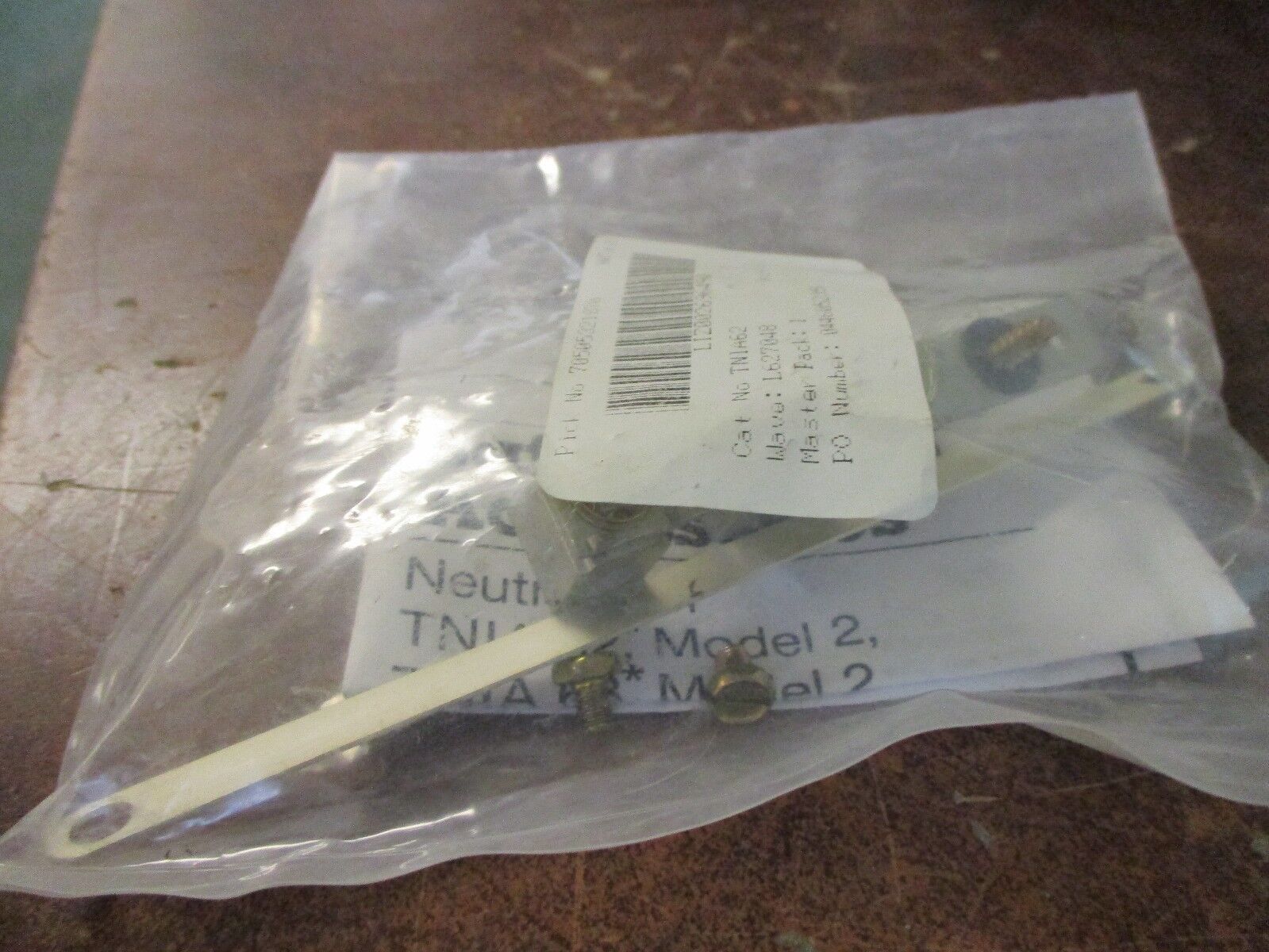 GE Insulated Groundable Neutrals TNIA62 Rev 03 Model 2 60A 600V New Surplus