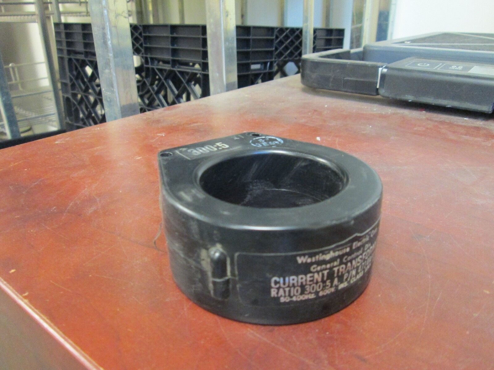 Westinghouse Current Transformer 4714A84H12 Ratio 300:5A BIL 10KV 50-400Hz Used