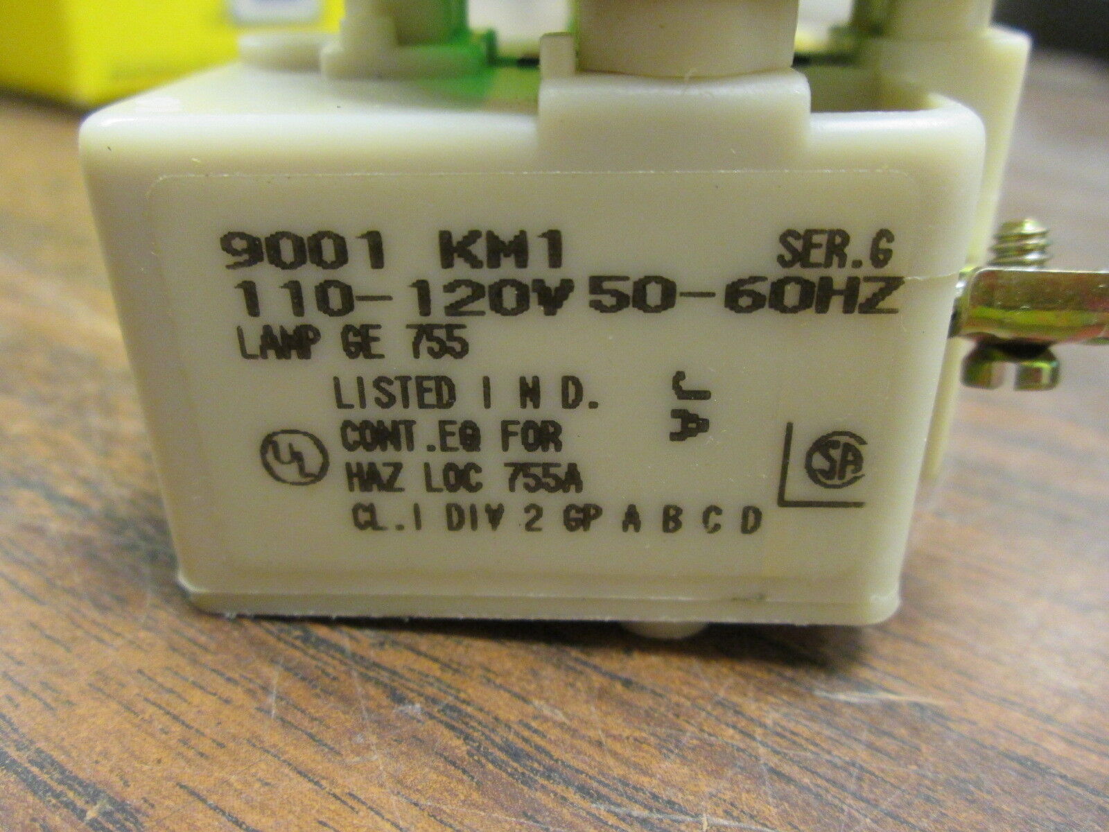 Square D Pilot Light 9001 SKP1G9 Green Lens 110/120V 50/60Hz New Surplus