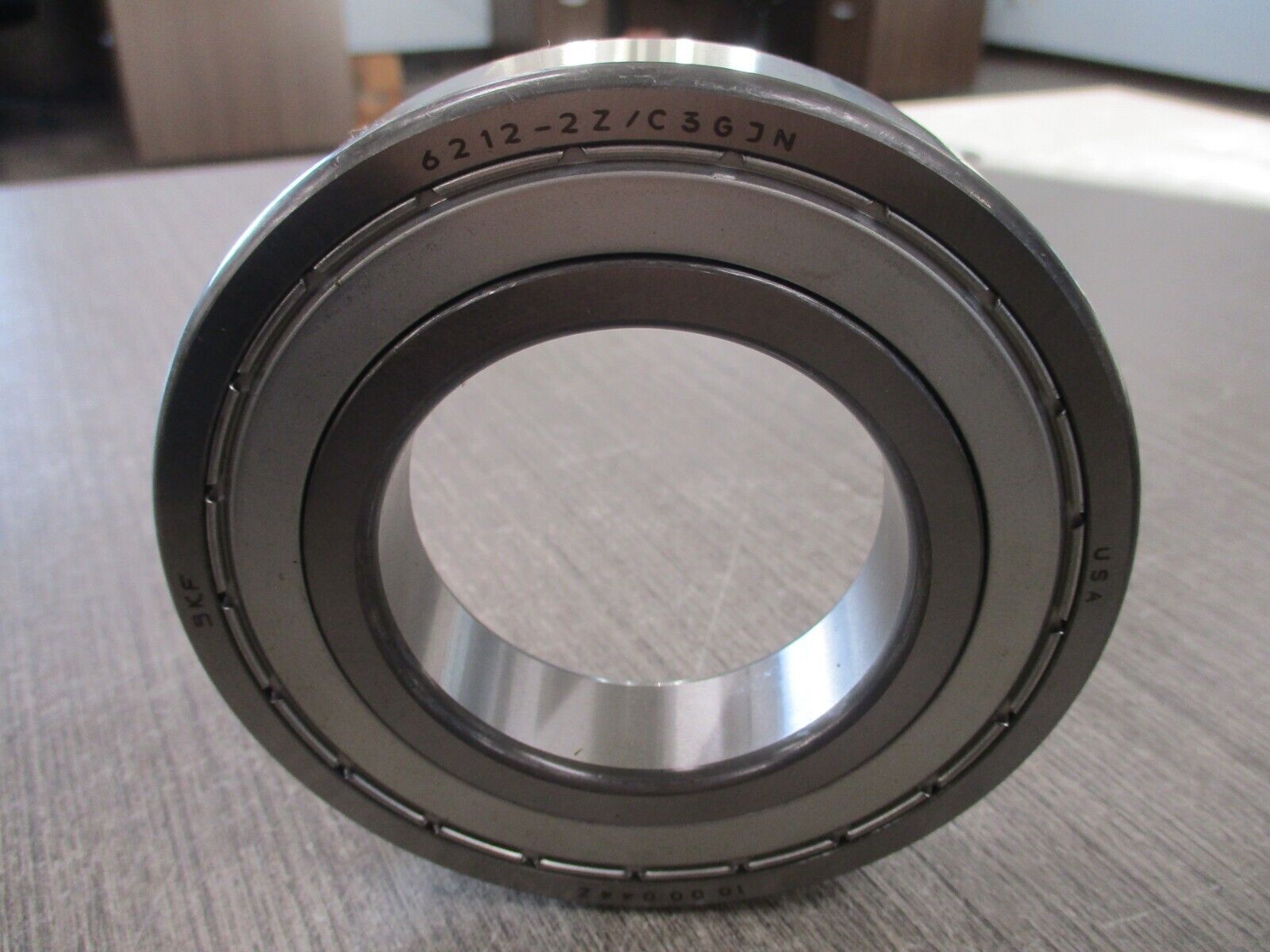 SKF Bearing 6212 2ZJEM New Surplus