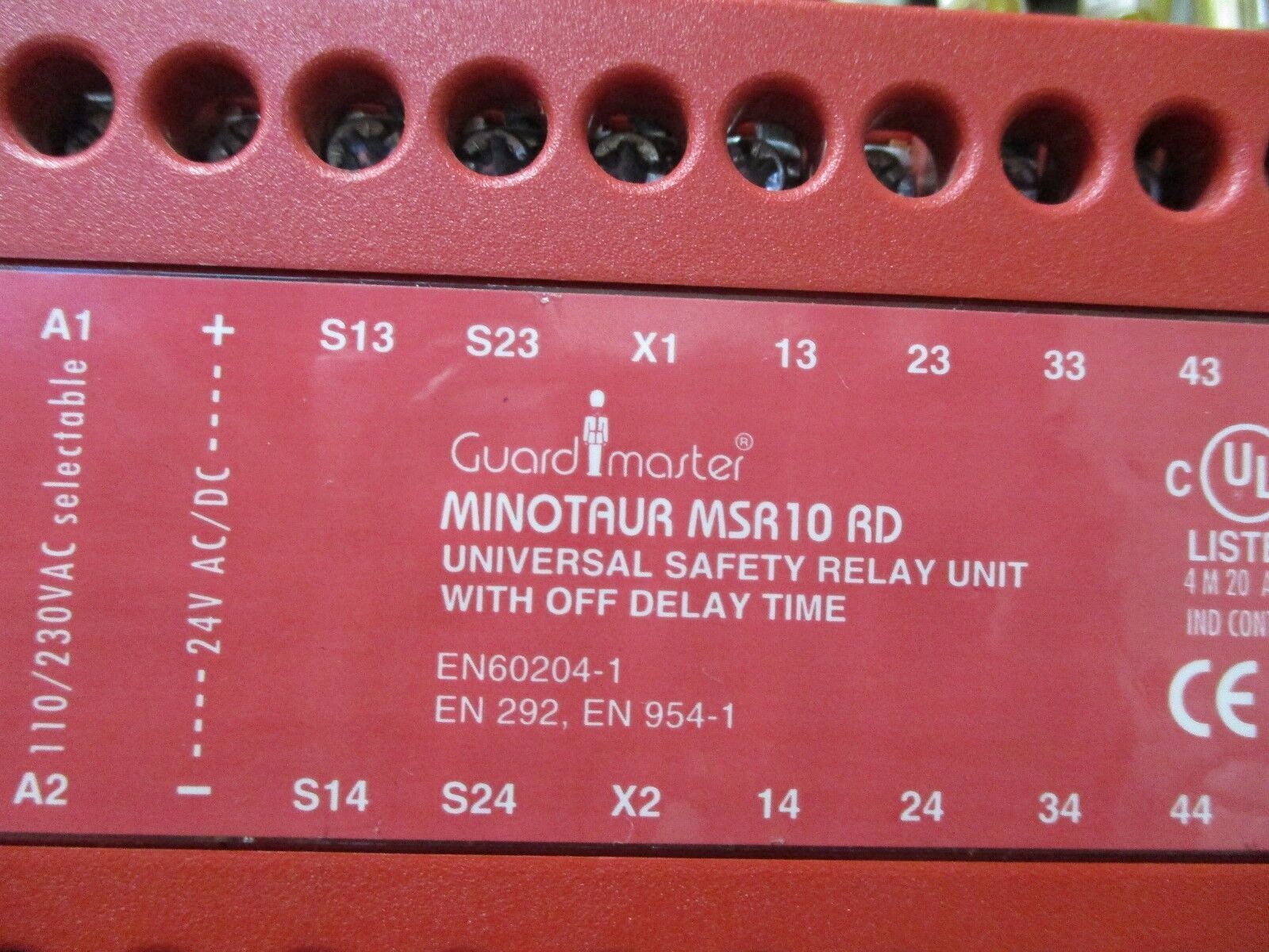Allen-Bradley Guardmaster Minotaur MSR10RD 440R-G23067 110/230VAC 24VAC/VDC Used