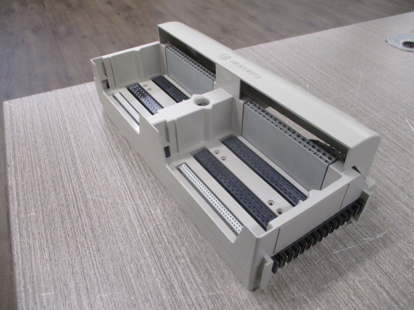 Emerson Ovation Process Control Base 1B30035H01 Rev. 05 w/ Terminal Cover Used