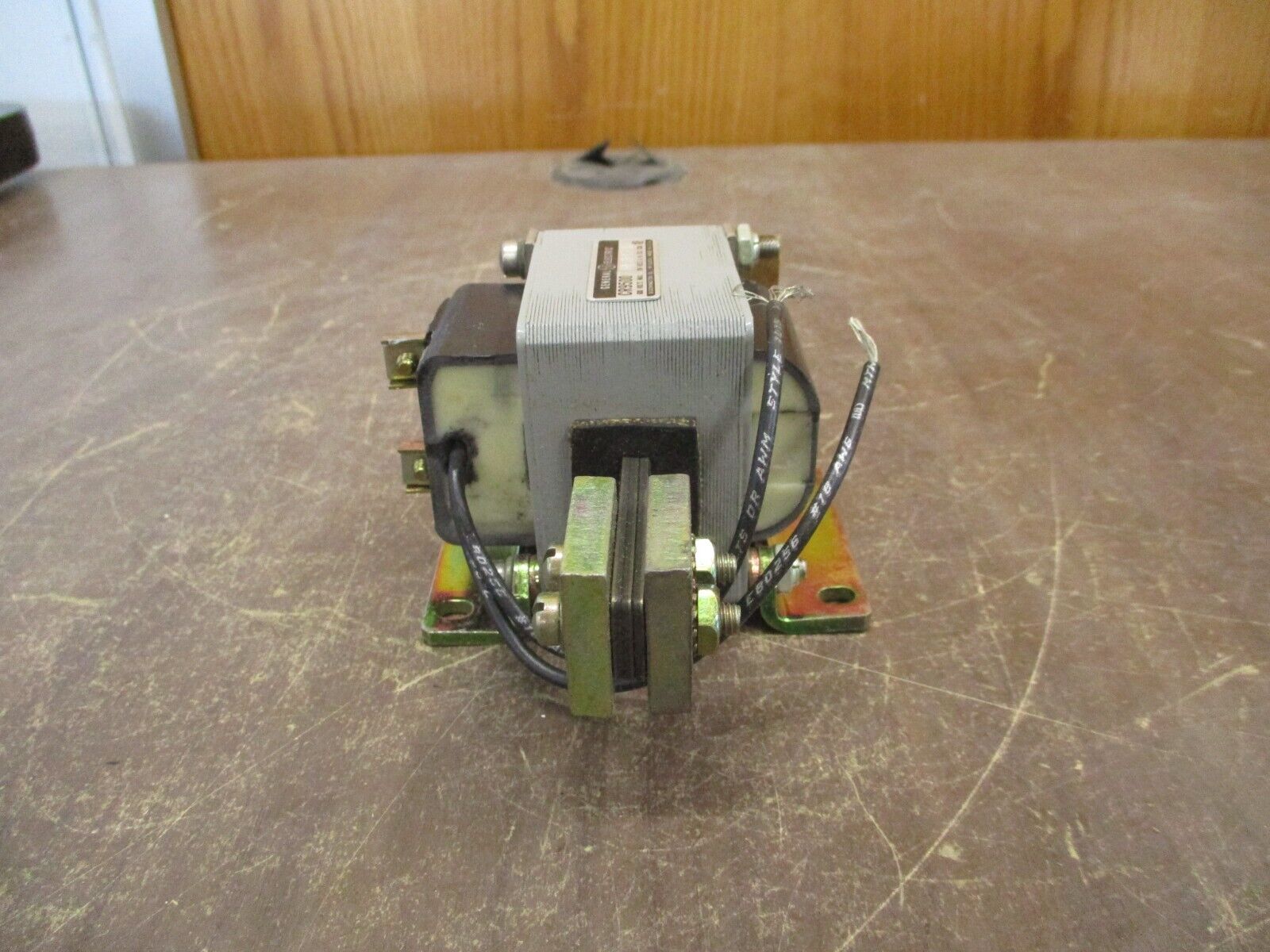 GE Solenoid CR9500B108B2A 115V Coil New Surplus