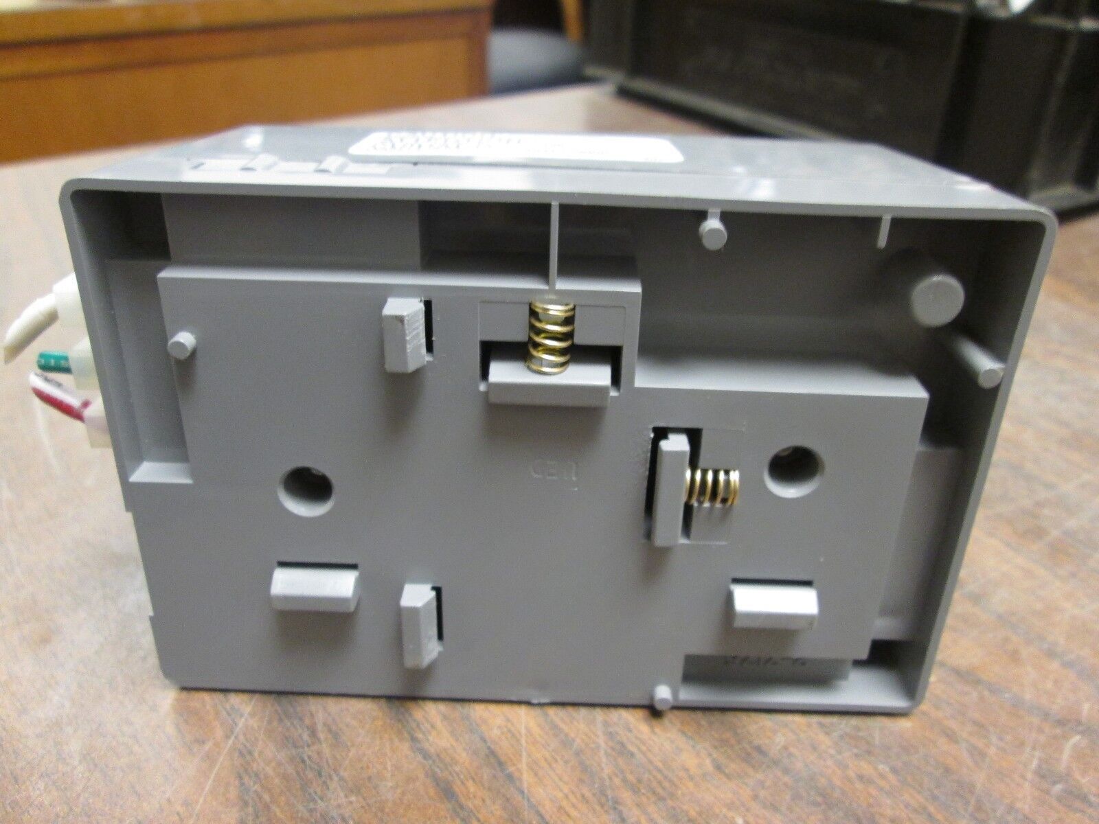 Hubbell Outlet Box DRUBKIT 20A 250/600V Used