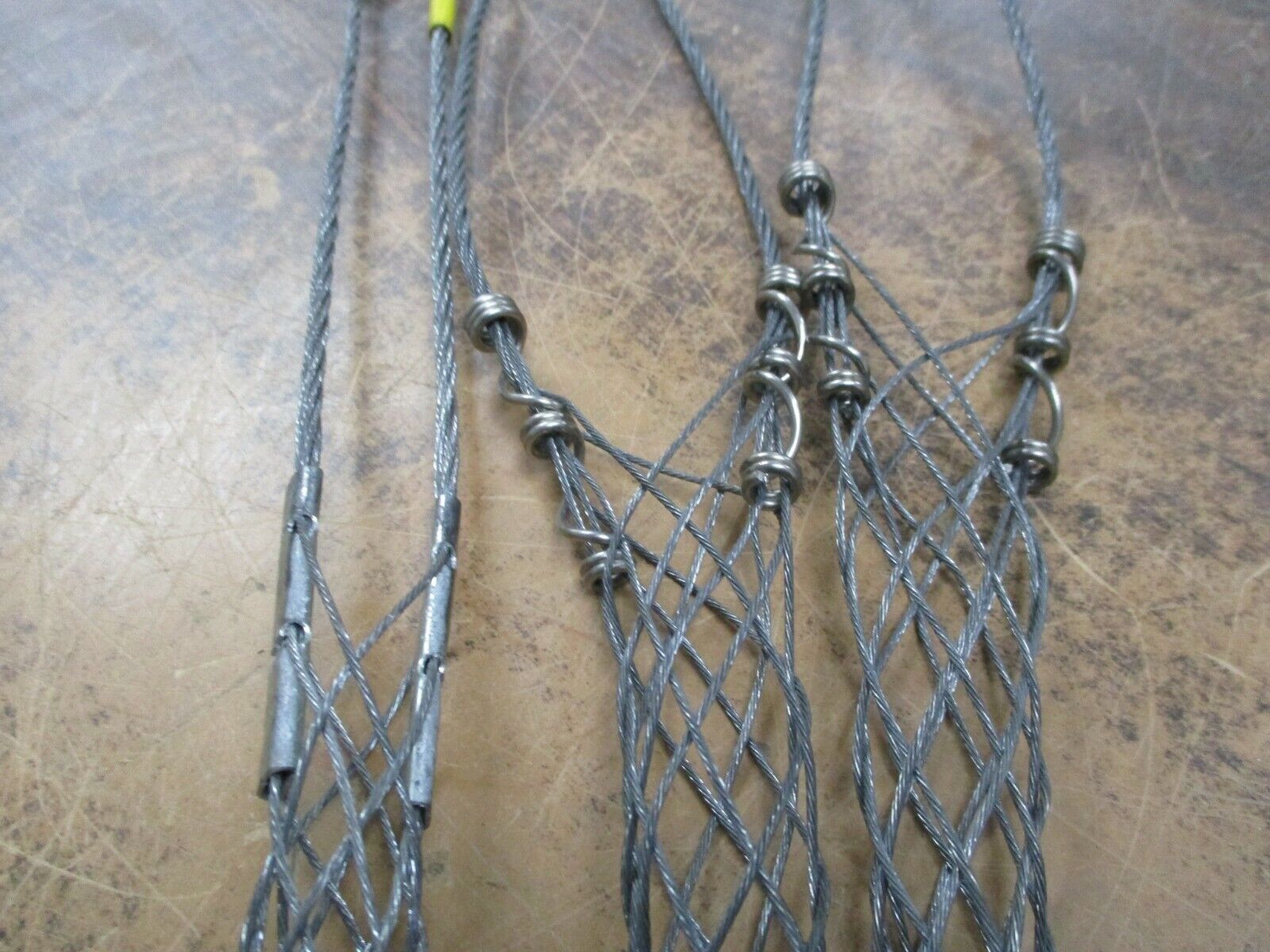 Misc. Brand Kellems Grip Wire Size: 8AWG *Lot of 3* Used