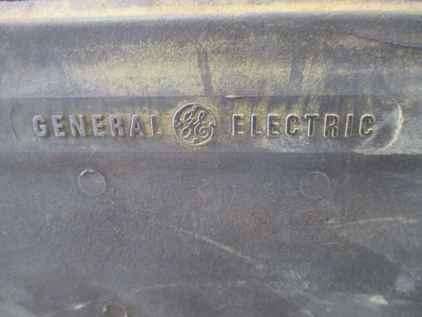 GE Type JKM-5 Current Transformer 631X9 Ratio 15:5A 110KV BIL 50-60HZ Used.