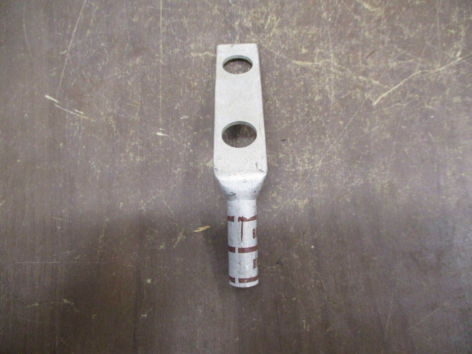 Burndy Crimp Lug YAZV2C-2NTCFX (2) 150/24 *No Box* New Surplus