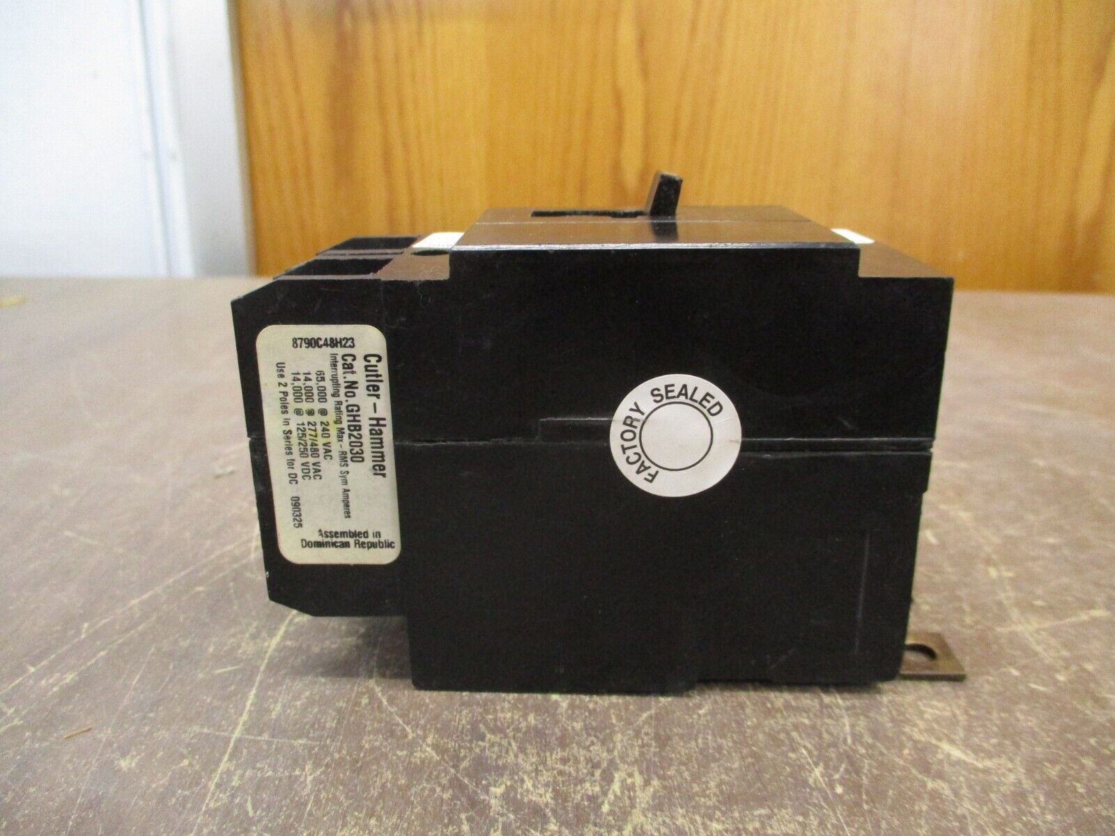 Cutler-Hammer Bolt-On Circuit Breaker GHB2030 277/480V 30A 2P New Surplus