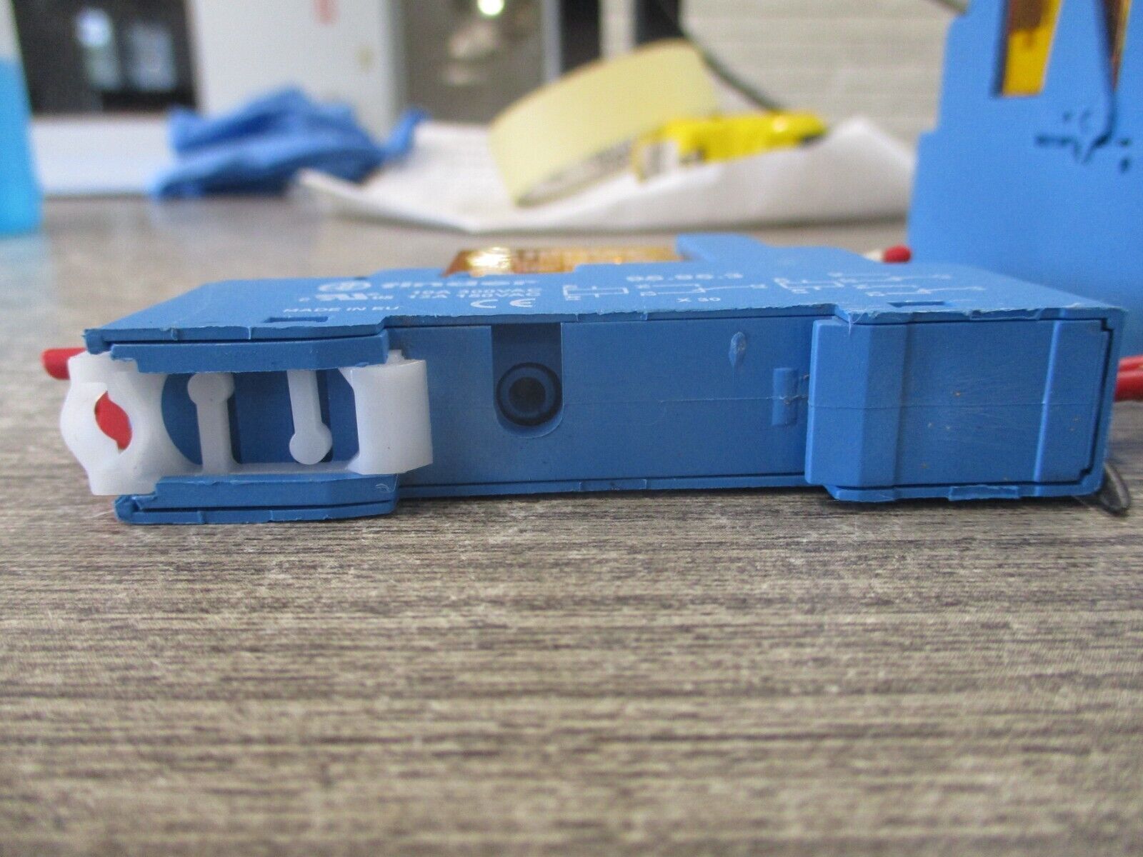 Finder Relay w/ Base 40.52 24V 50/60Hz *Broken Latch* *Lot of 4* Used