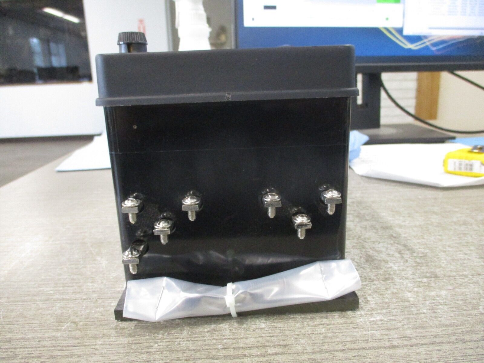 GE Type HFA Auxiliary Relay 12HFA51A42H 125VDC *NO Box* New Surplus