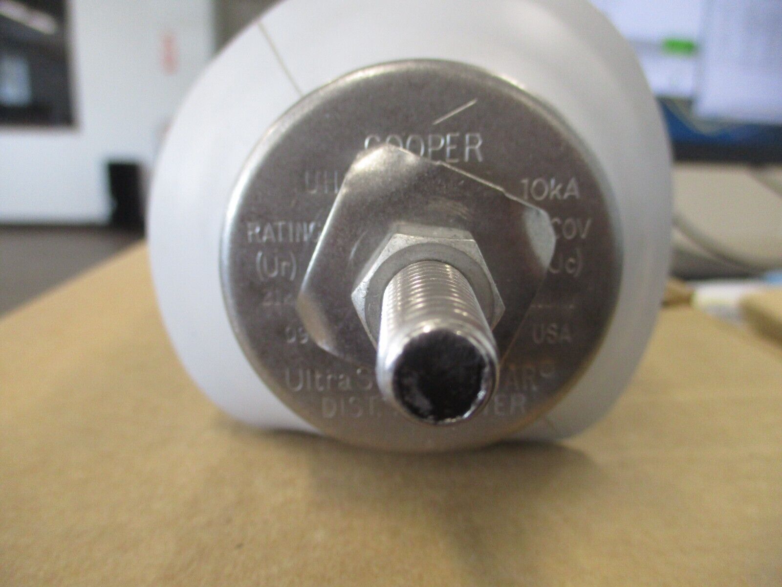 Cooper Ultra SIL VariSTAR Arrester UHS 10kA 21kV New Surplus