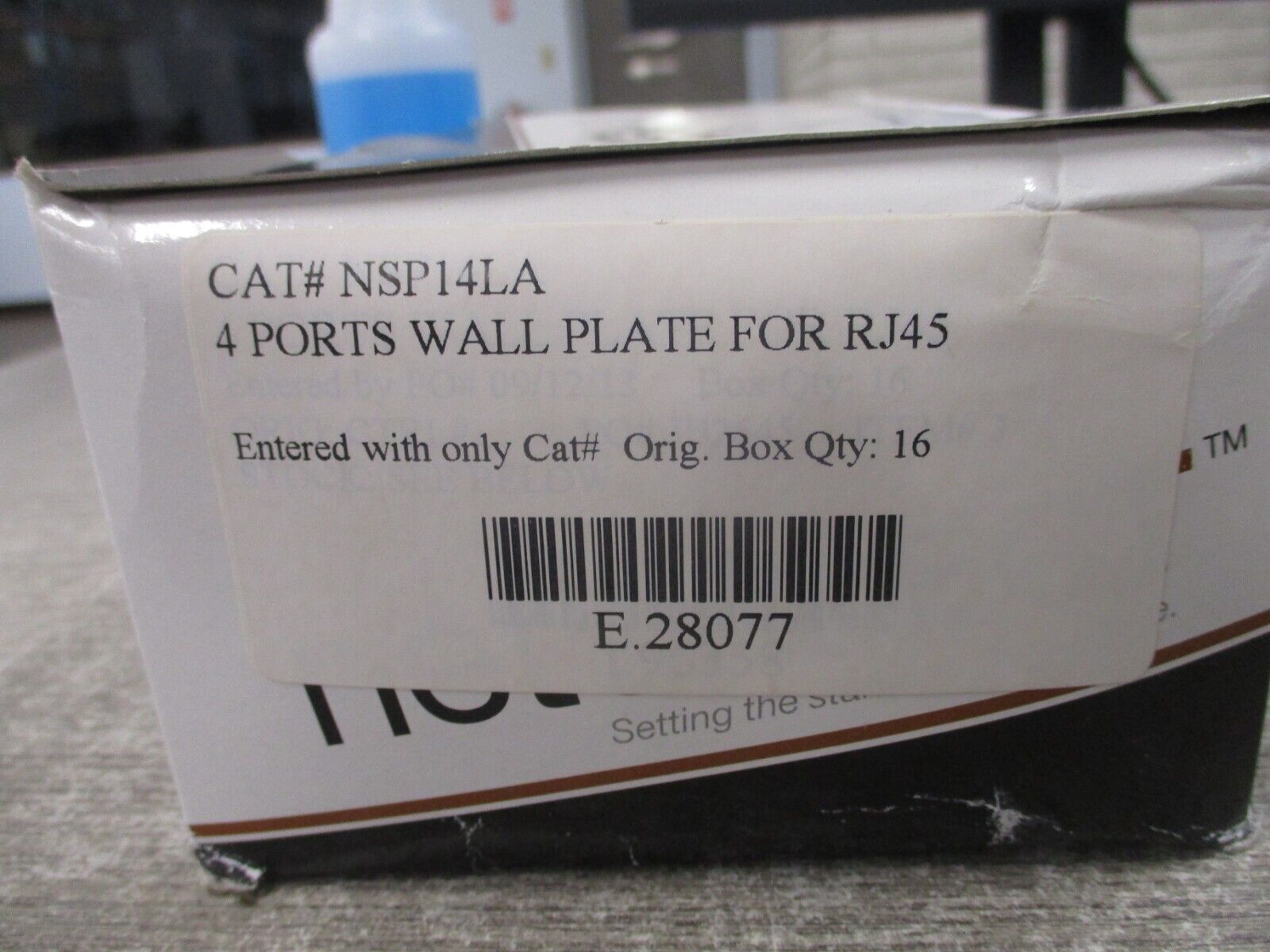 Hubbell Netselect Snap Fit Plate NSP14LA 1-Gang 4-Port Light Almond *Box of 16*