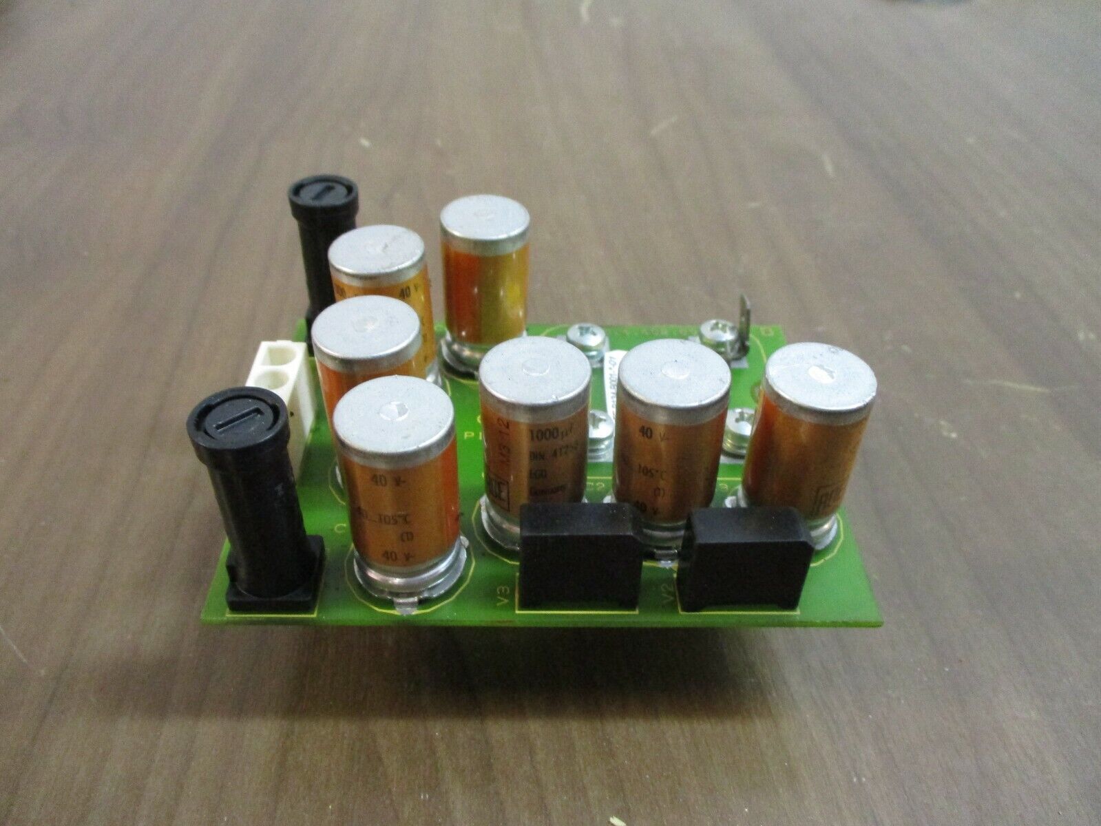 Pillar Capacitor TE-B134-B001-*-01 Used