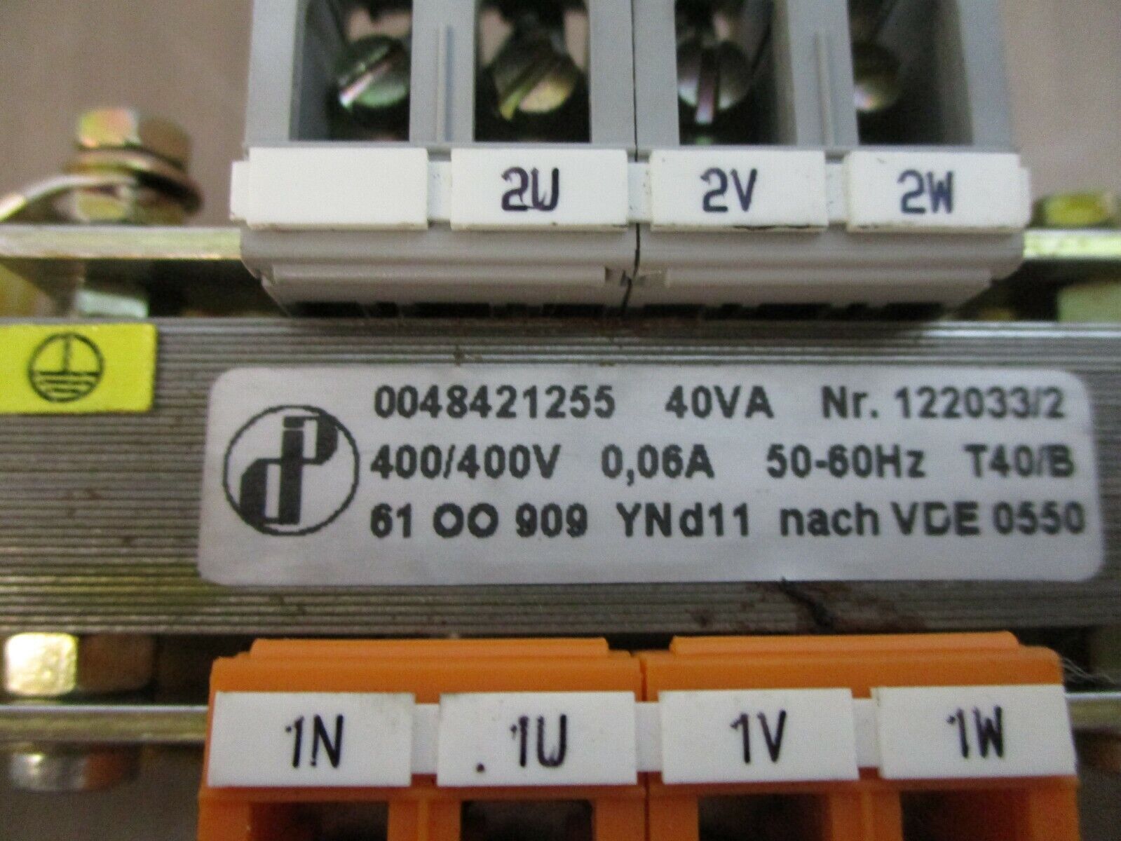 DIP Transformer 0048421255 40VA 400V 0.05A 50-60Hz Used