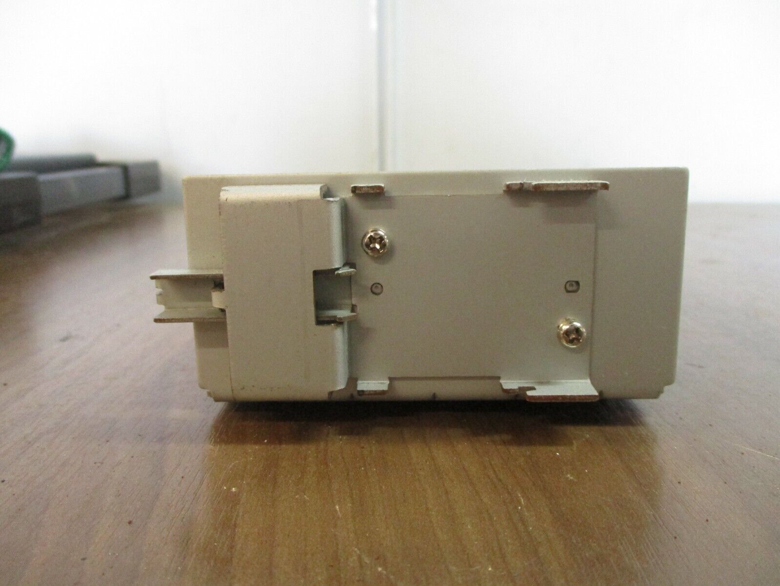 Omron Power Supply S8JC-Z10024CD Input: 200-240VAC 50/60Hz 1.4A Used