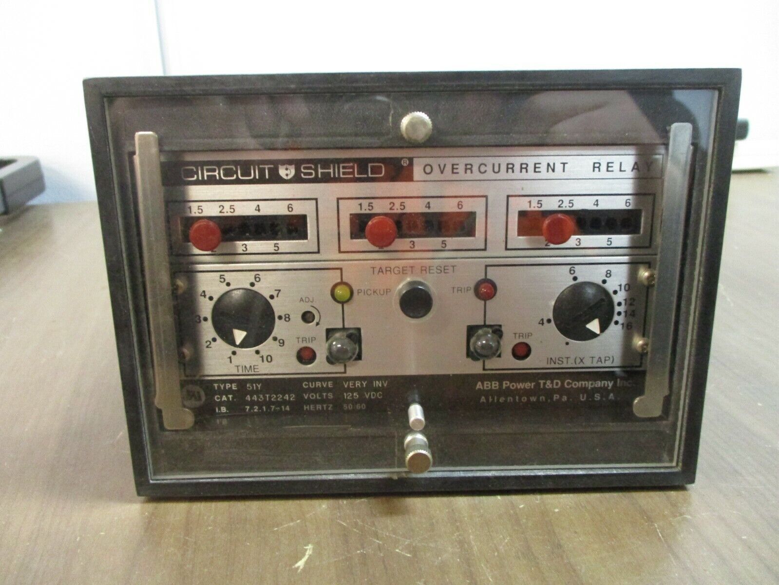 ABB Circuit Overcurrent Relay 443T2242 125VDC New Surplus