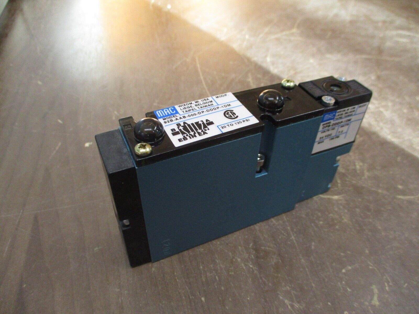 MAC Solenoid Valve 92B-AAB-000-DP-DDDP-1DM New Surplus