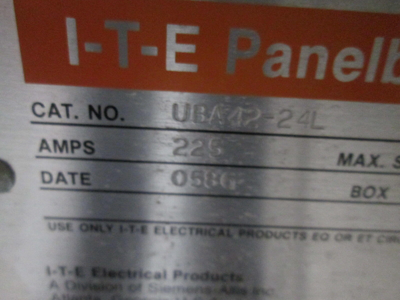 ITE Main Lug Circuit Breaker Panel UBA42-24L 225A Max 42-Slot, 240/208Y/120V