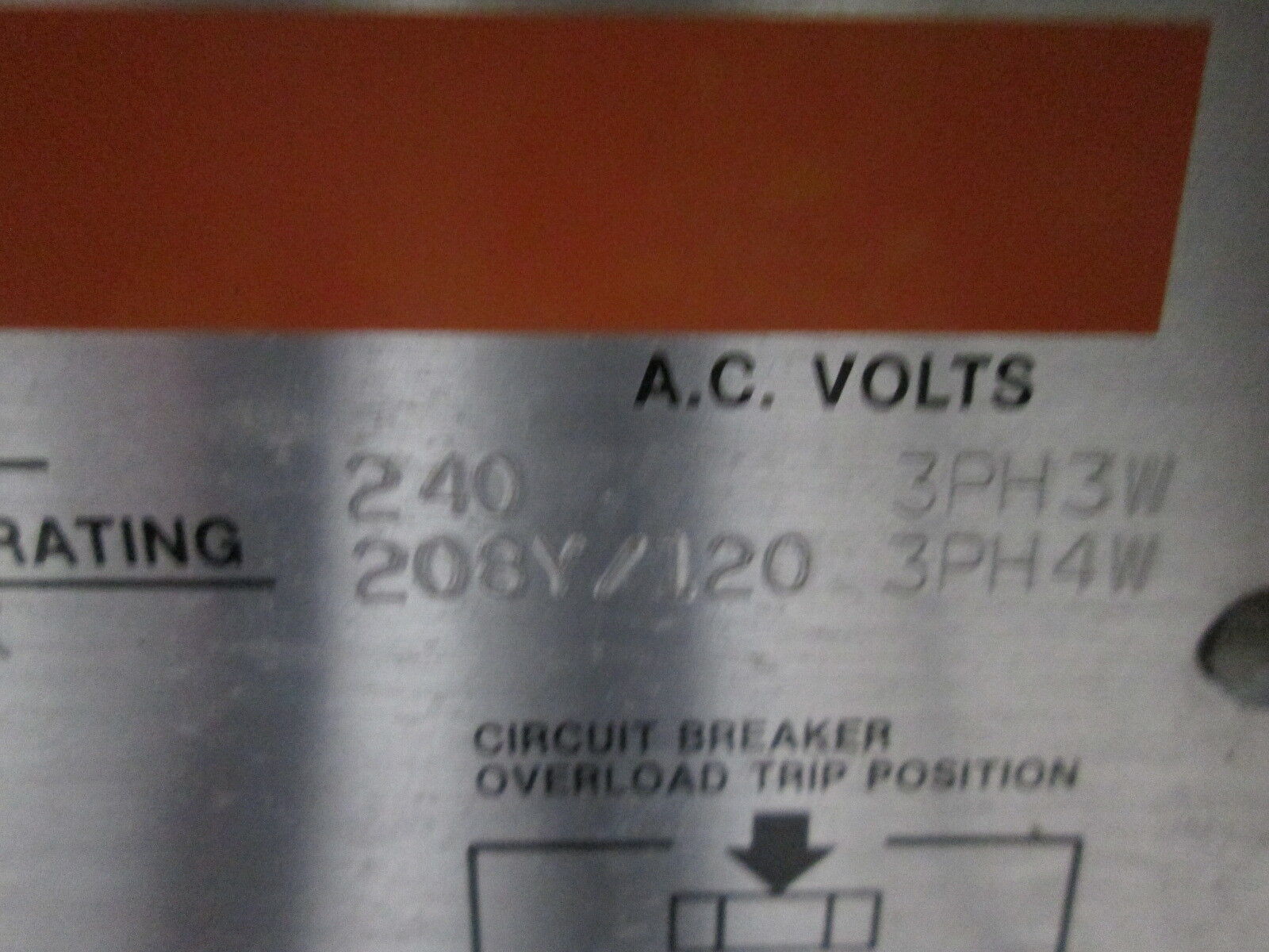 ITE Main Lug Circuit Breaker Panel UBA42-24L 225A Max 42-Slot, 240/208Y/120V