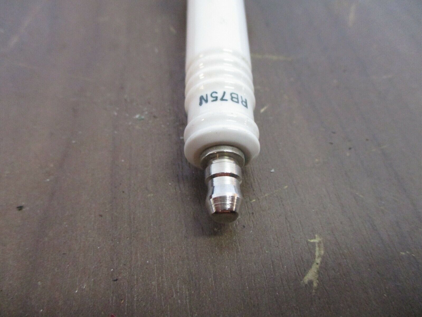 Federal Mogul Champion Spark Plug 643 New Surplus