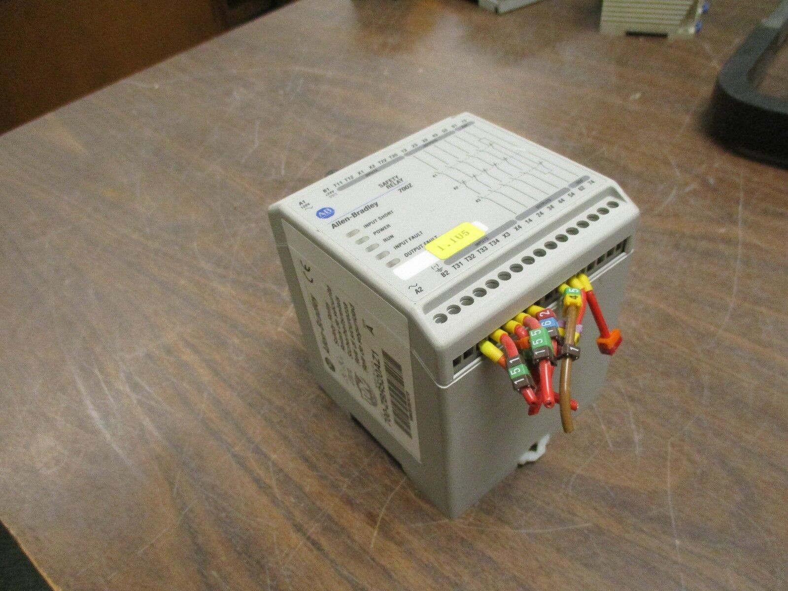 Allen-Bradley Safety Relay 700-ZBR520AZ1 Ser A 120V 50-60Hz Used