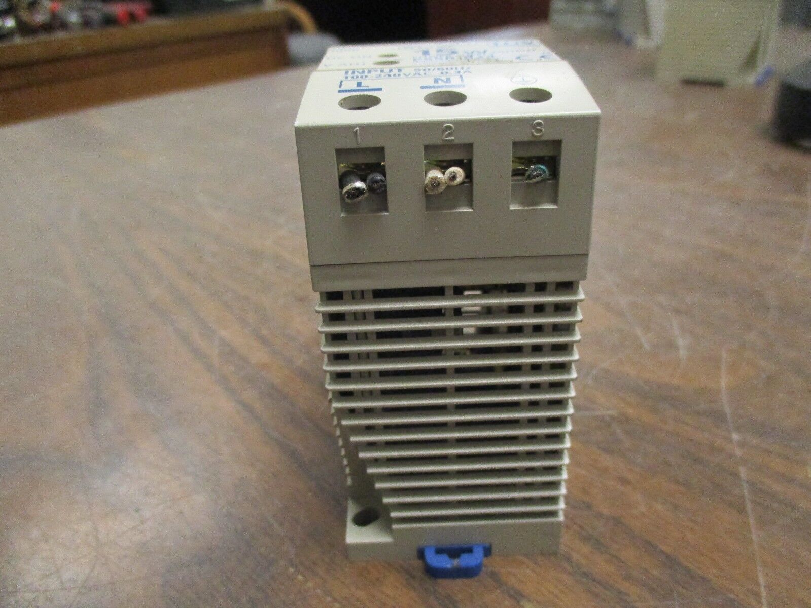 IDEC Power Supply PS5R-B24 15W Input: 100-240VAC, 0.3A Output: 24VDC, 0.6A Used