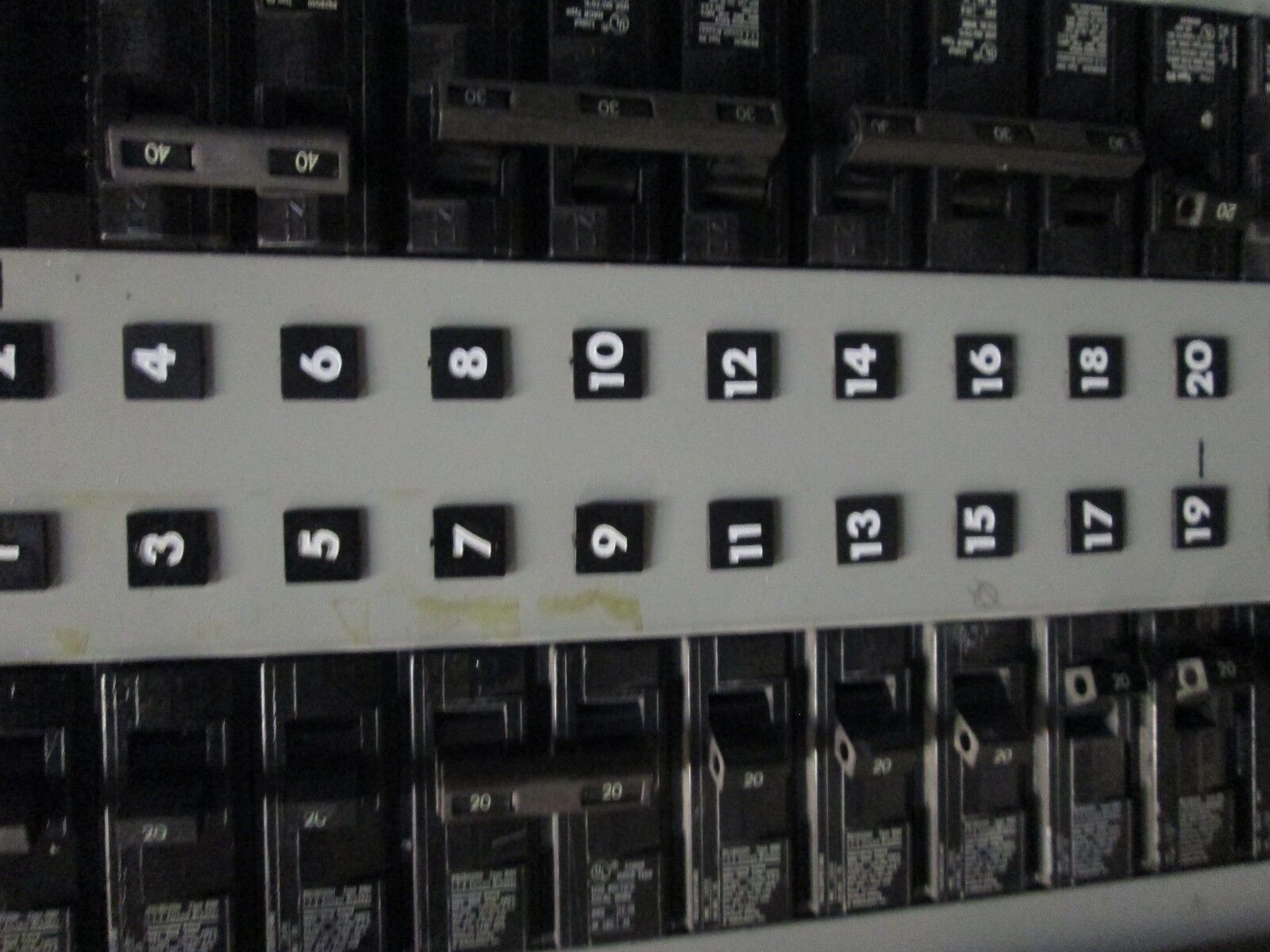 Siemens Main Lug Breaker Panel BG42ML4100STM 100A Main Lug 208Y/120V 3Ph 4W Used