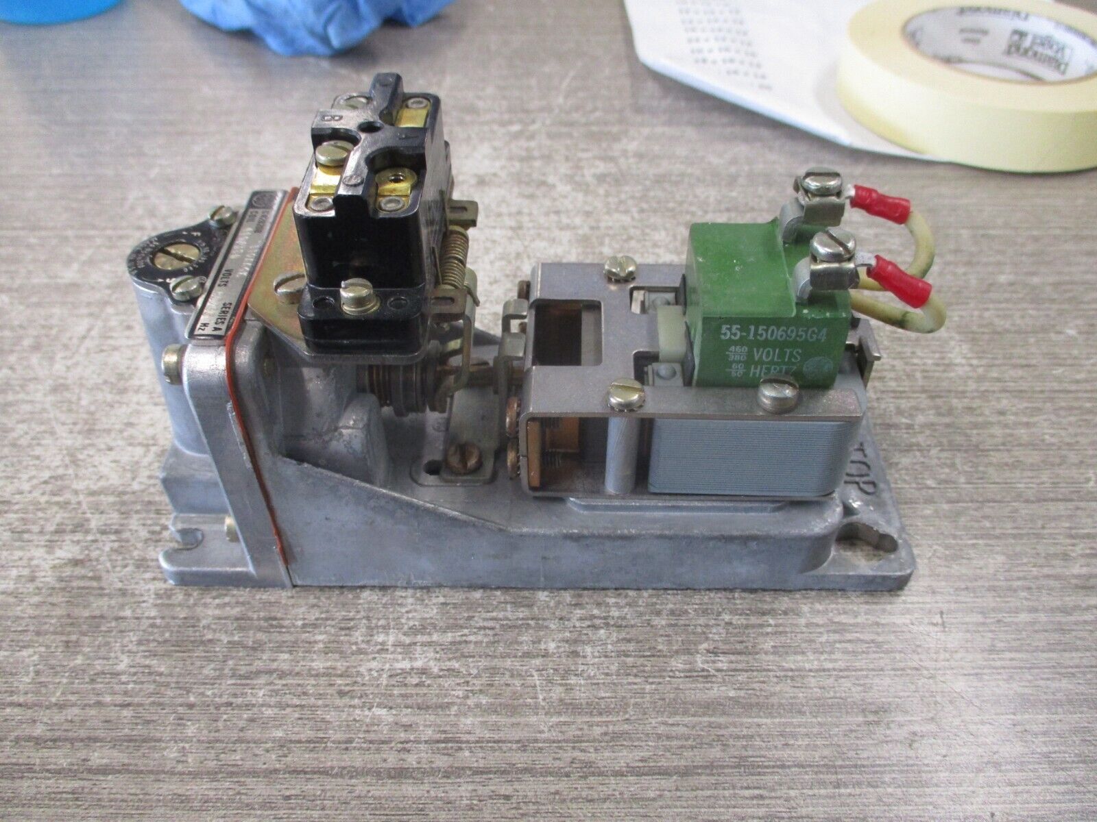 GE Time Delay Relay CR2820B 110AA4K Ser. A 460V Coil Delay; 1/5-180 Sec