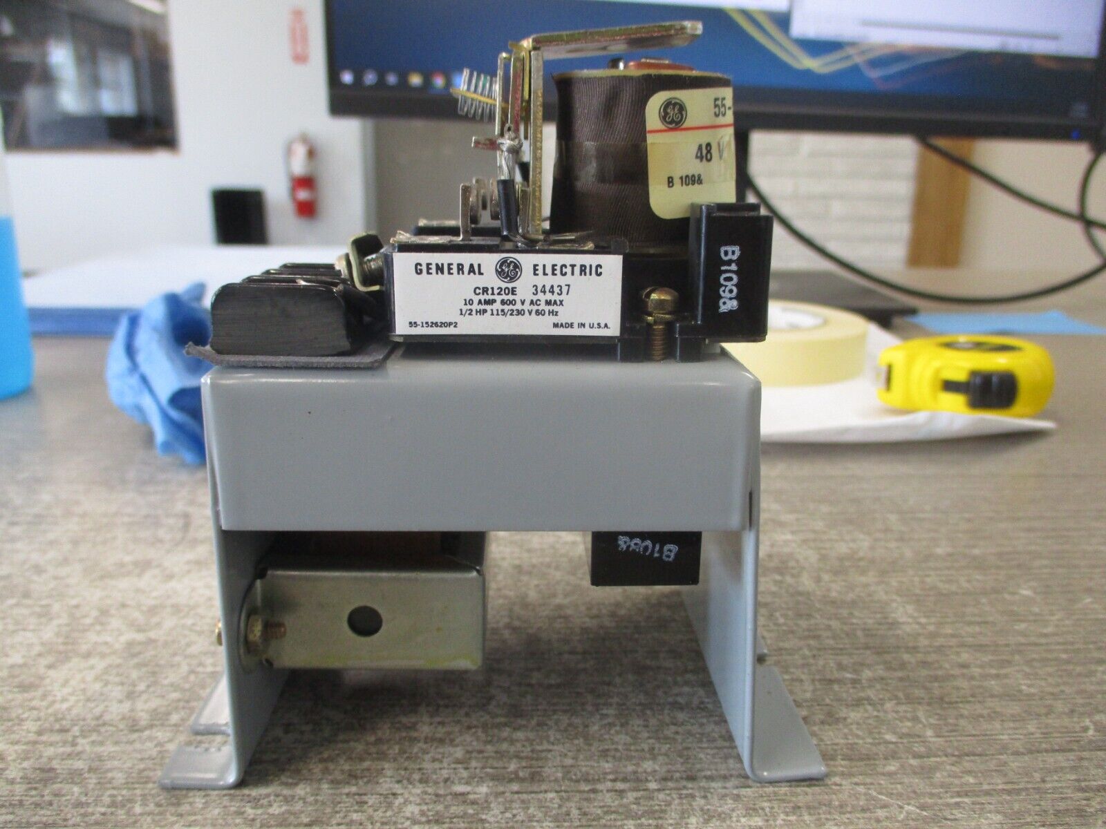 GE Undervoltage Relay CR120YC20BA04B Ser. A 460V 1Ph 60Hz Used