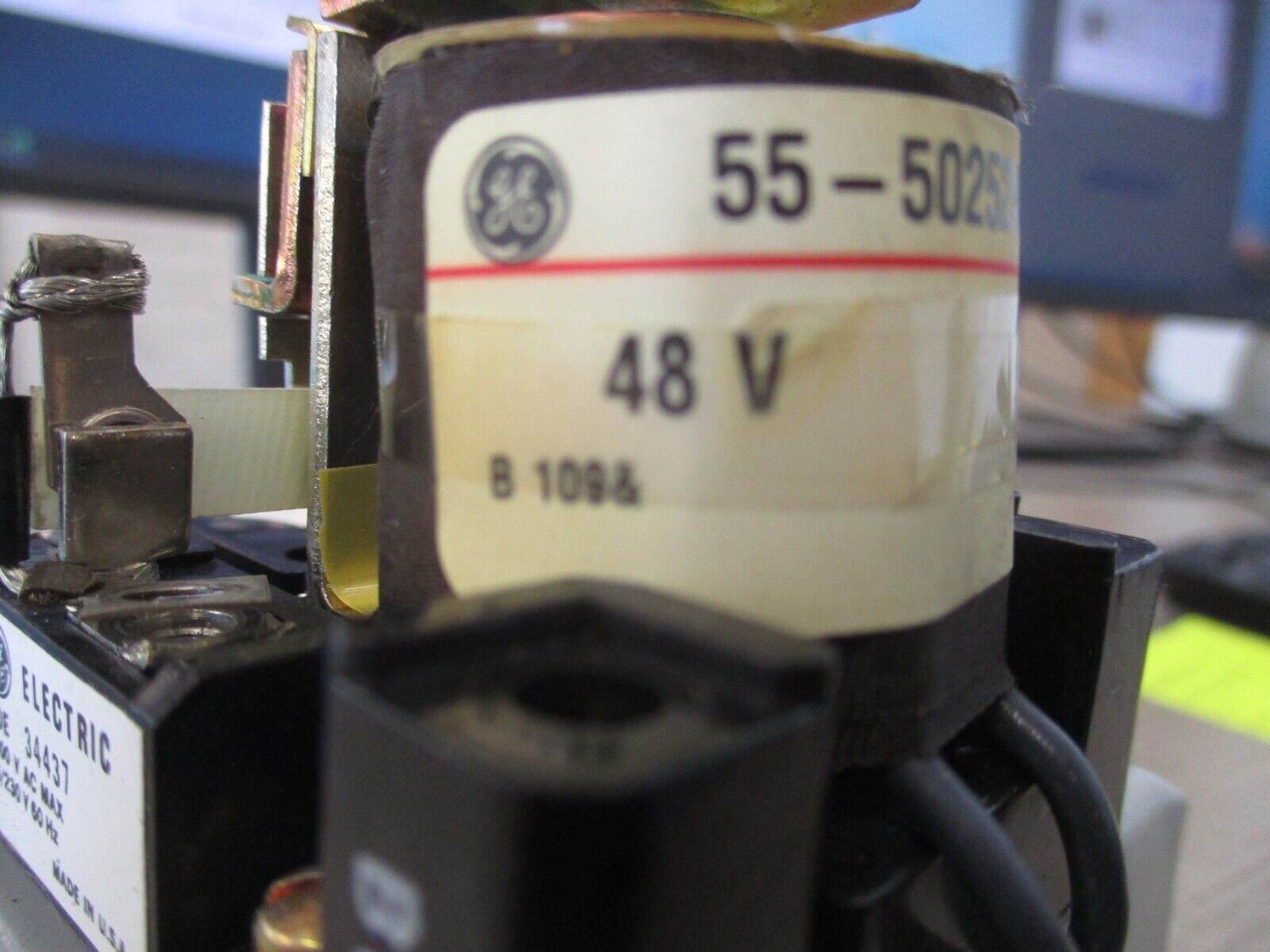 GE Undervoltage Relay CR120YC20BA04B Ser. A 460V 1Ph 60Hz Used