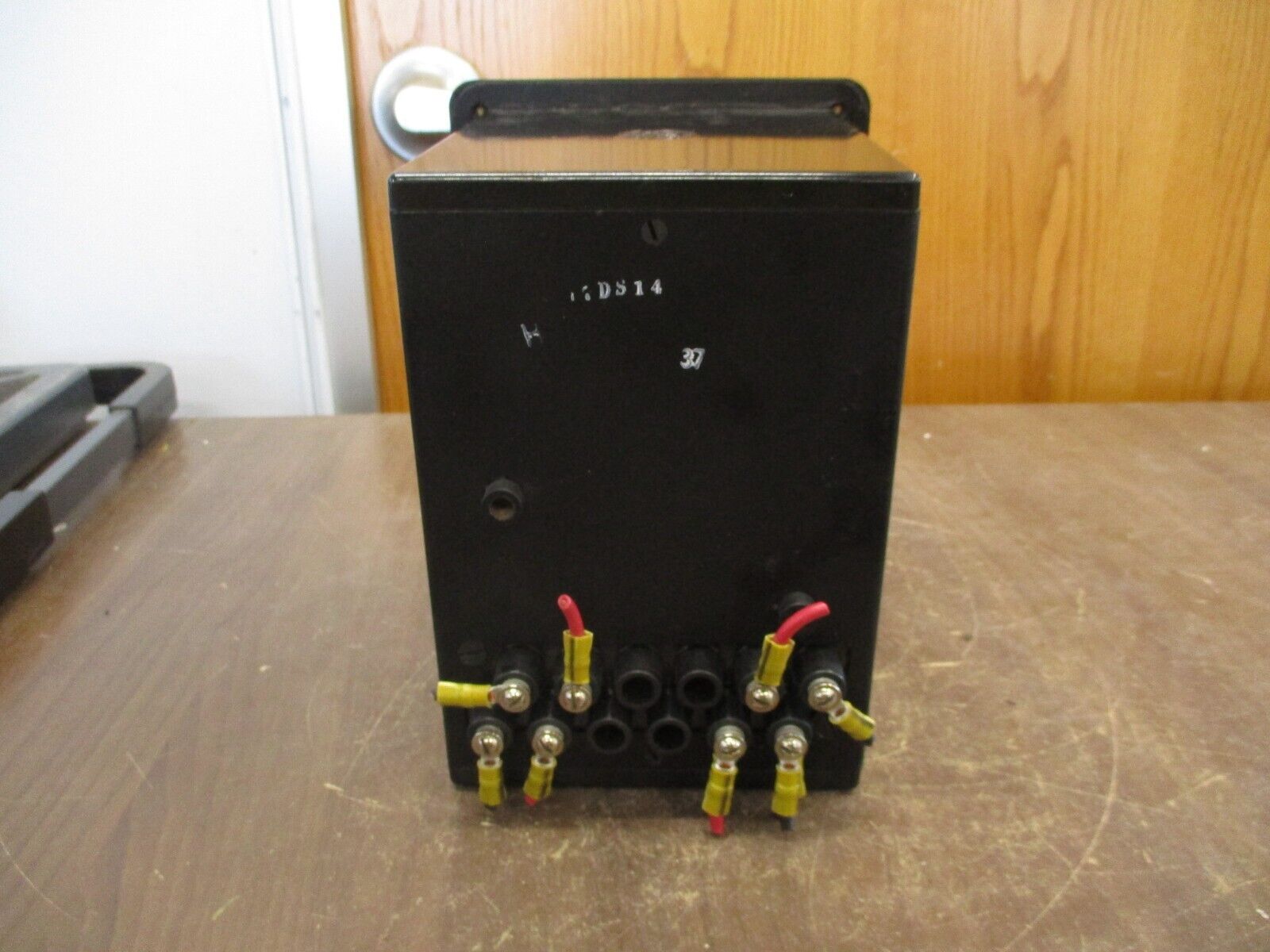 GE Type DS-53 Kilowatthour Meter 701X27G3 480V 3W 3Ph 60Hz Used