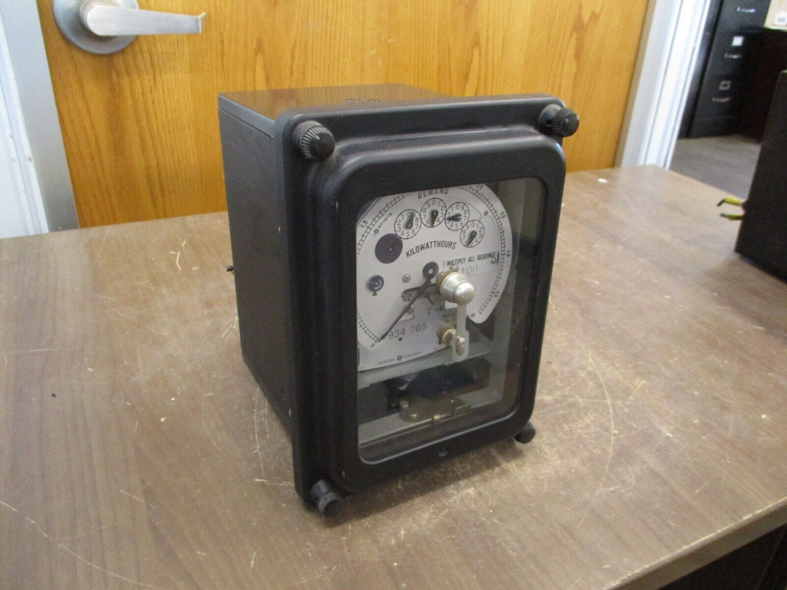 GE Type DSM-53 Kilowatthour Meter 701X28G247 480V 3W 3Ph 60Hz Used