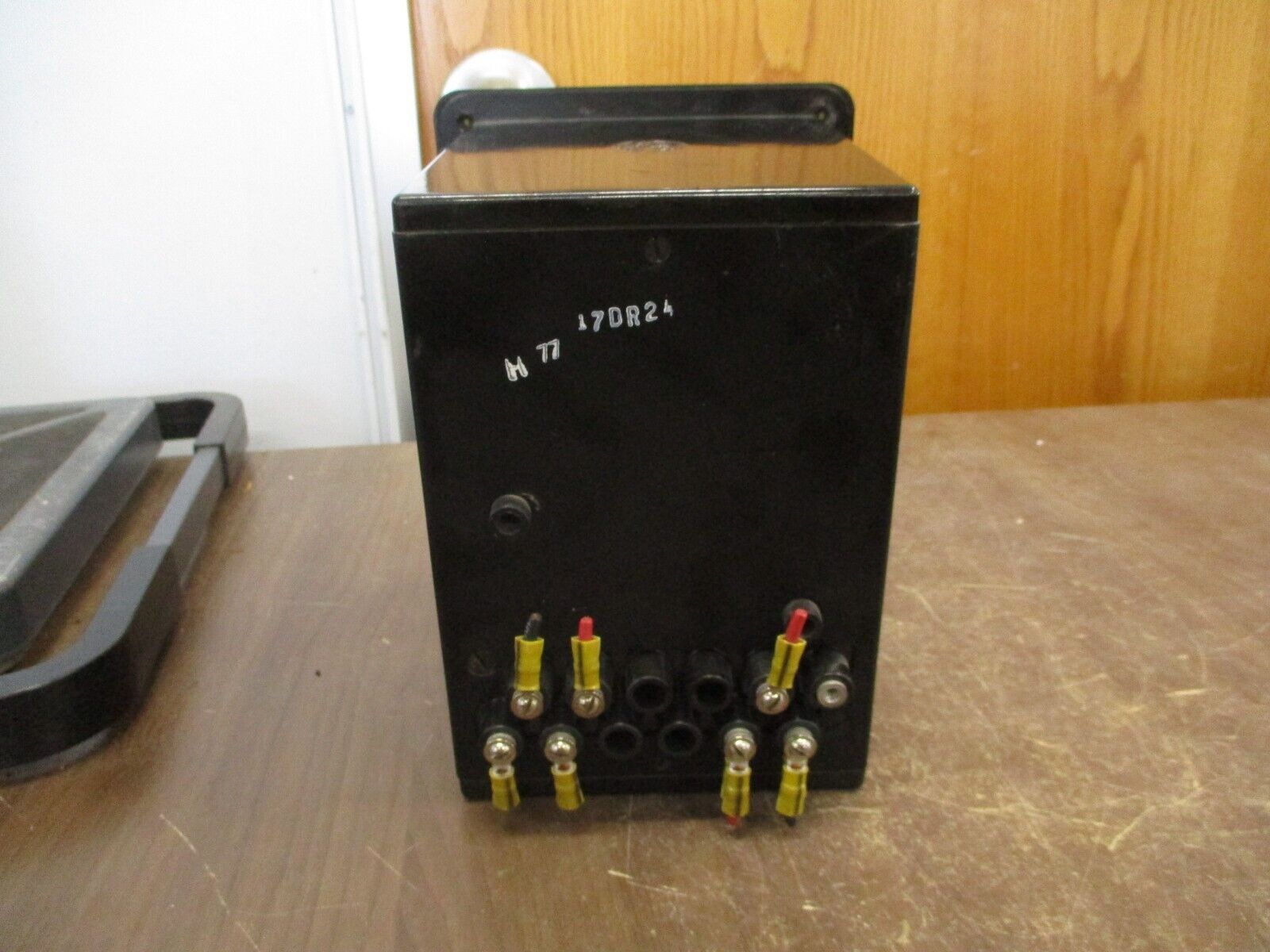 GE Type DSM-53 Kilowatthour Meter 701X28G33 480V 3W 3Ph 60Hz Used