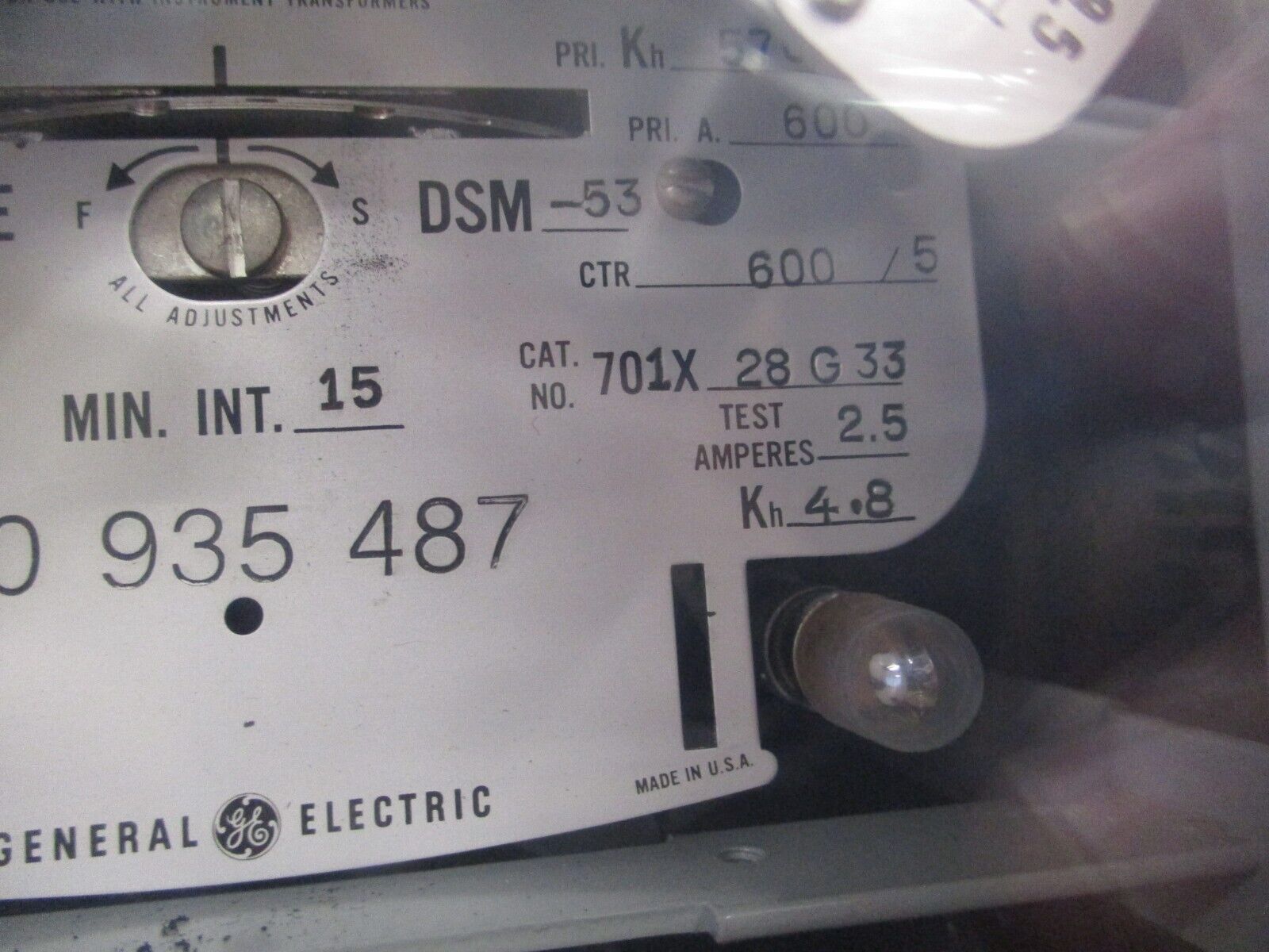 GE Type DSM-53 Kilowatthour Meter 701X28G33 480V 3W 3Ph 60Hz Used