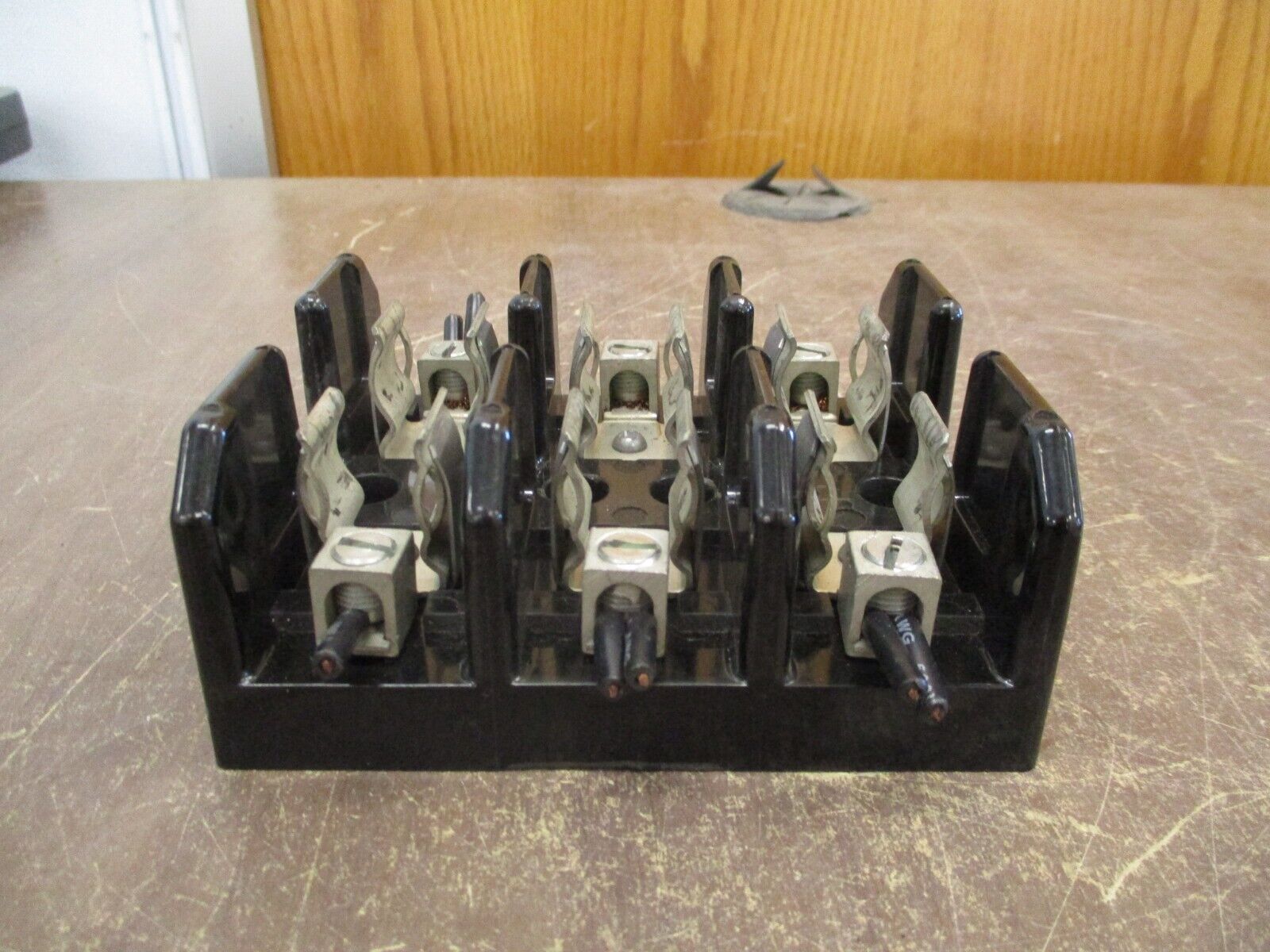 GE Fuseholder 0108C9633G5 30A 600V 3P Used