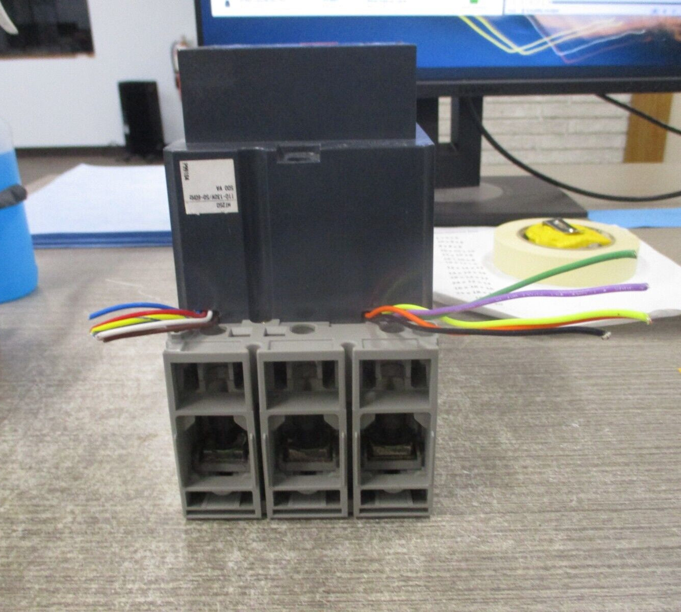 Merlin Gerin Compact Circuit Breaker NSF250 H 250A 600Y/347V 50/60Hz Used