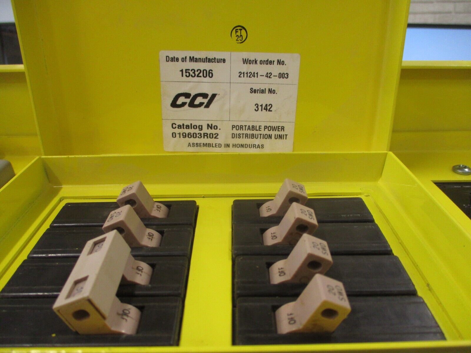 CCI X-Treme Box Power Distribution Center 019603R02 125/250V 60Hz 3P 4W 50A